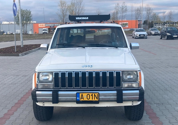 Jeep Cherokee cena 59000 przebieg: 320000, rok produkcji 1989 z Warszawa małe 121